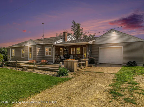 9115 Bismark Hwy, Vermontville, MI 49096