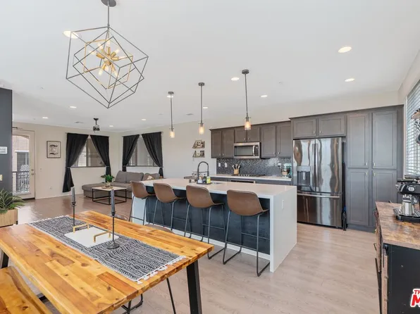 11221 N Alta Ave, Mission Hills, CA 91345