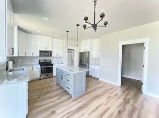 1228 N 100 E, Nephi, UT 84648