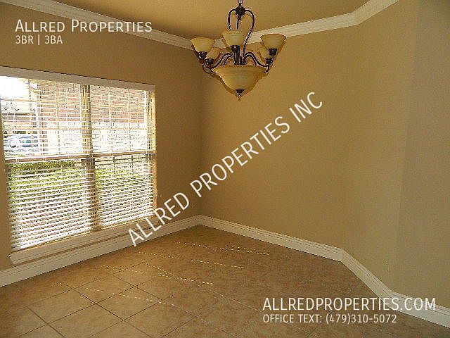 1st image of 6207 S 36th St