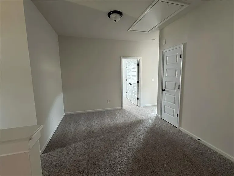423 Perth Dr — Photo 12