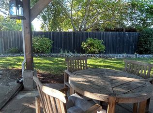 801 Rosal Way, San Rafael, CA 94903