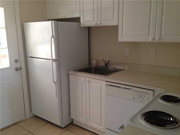 4th image of 303 Oak Rose Ln APT 202
