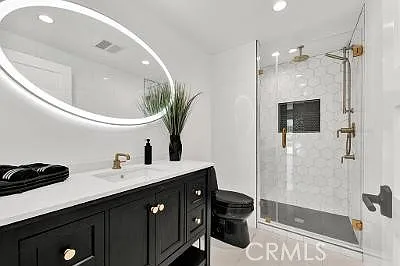 18340 Sandringham Ct — Photo 16