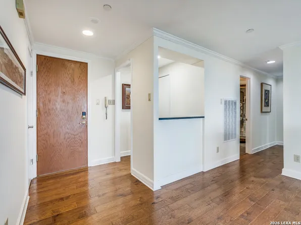 7887 Broadway #905, San Antonio, TX 78209