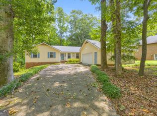 1601 Christopher Dr, Jonesboro, GA 30236