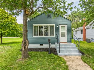 726 W Superior St, Ottawa, IL 61350