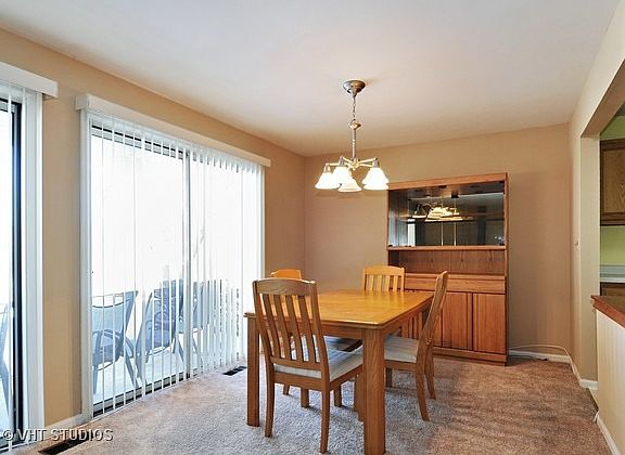 4th image of 23 Glencoe Ct APT 102-B