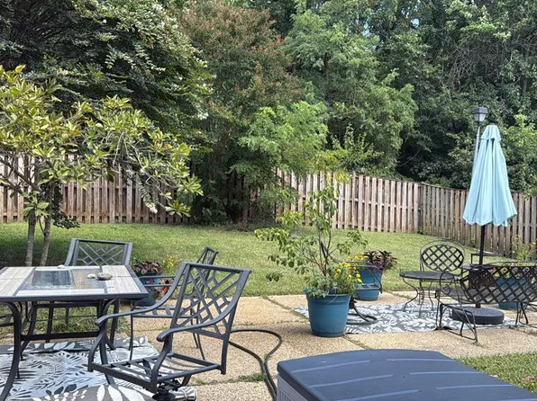1600 Heather Pl, Crofton, MD 21114