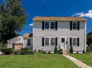 15 Michael Dr, Warwick, RI 02889