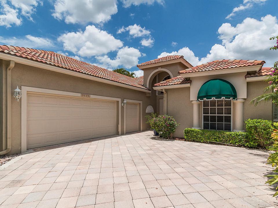1st image of 10746 Greenbriar Villa Dr