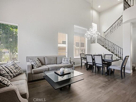 4th image of 2935 Spruce Ct