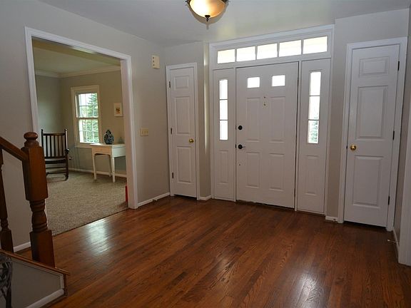 5th image of 6719 Old Station Dr