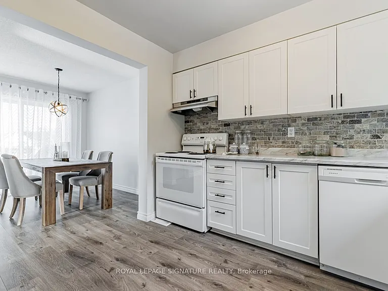 100 William Curtis Cir — Photo 14