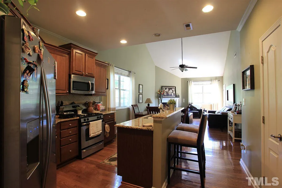 Building Photo - 8334 Primanti Blvd