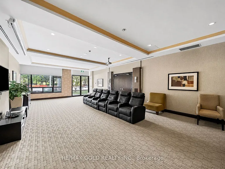 3504 Hurontario St #1607 — Photo 32