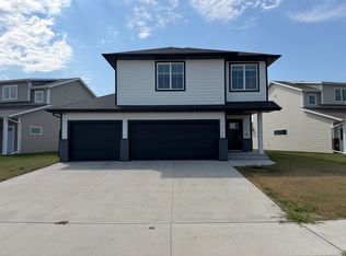 2154 65th Ave S, Fargo, ND 58104