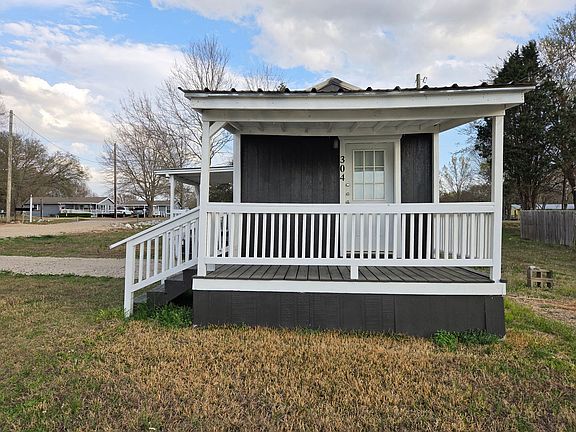 4th image of 304 Carson Rd