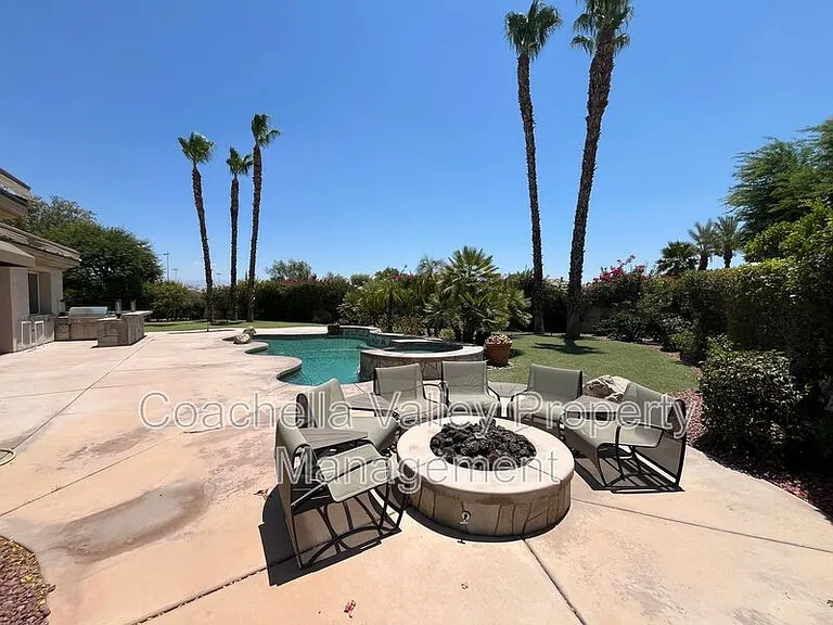 135 Tesori Dr — Photo 13