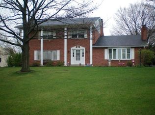 400 Meadowview Dr, Lebanon, PA 17042