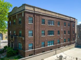 595 E Broad St, Columbus, OH 43215