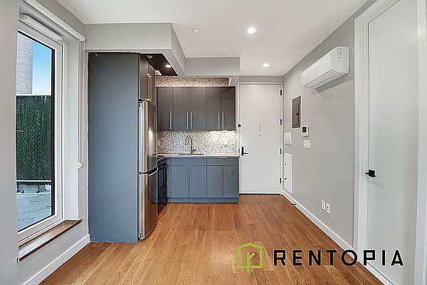 1st image of 842 Flushing Ave #5E