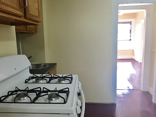 Rented by Sunrise Real Estate | media 21