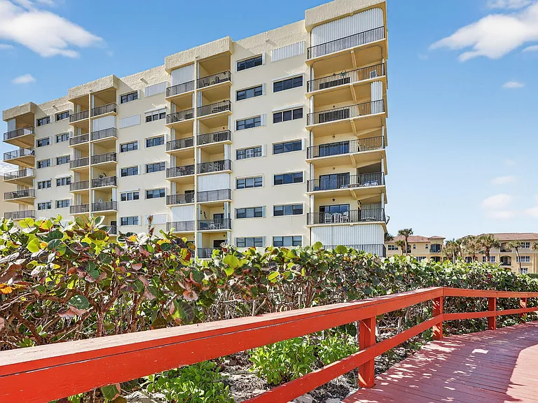7410 S Ocean Dr #109 — Photo 23