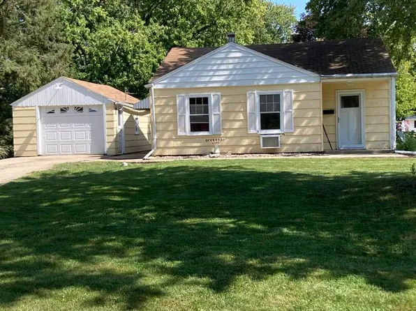 424 Green St, Kewanee, IL 61443