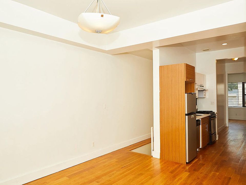 1st image of 259 Jefferson Ave #1L
