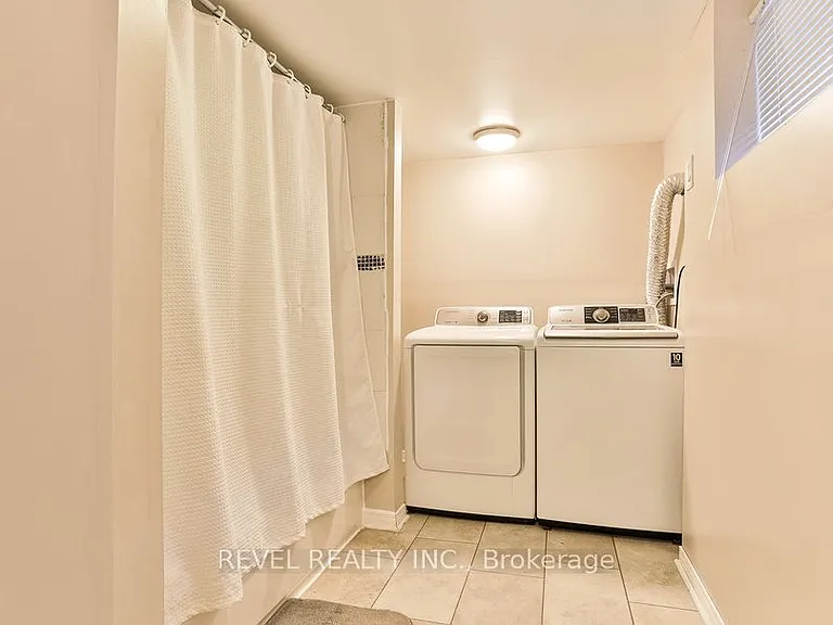 16 Ravenview Dr — Photo 13