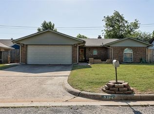 9104 Raven Ave, Oklahoma City, OK 73132