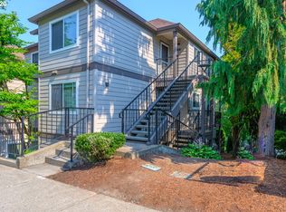 20910 Fawn Ct APT 4, West Linn, OR 97068