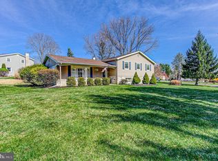 21 W Buttonwood Dr, Churchville, PA 18966