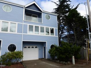 954 SW Bay View Ln, Newport, OR 97365