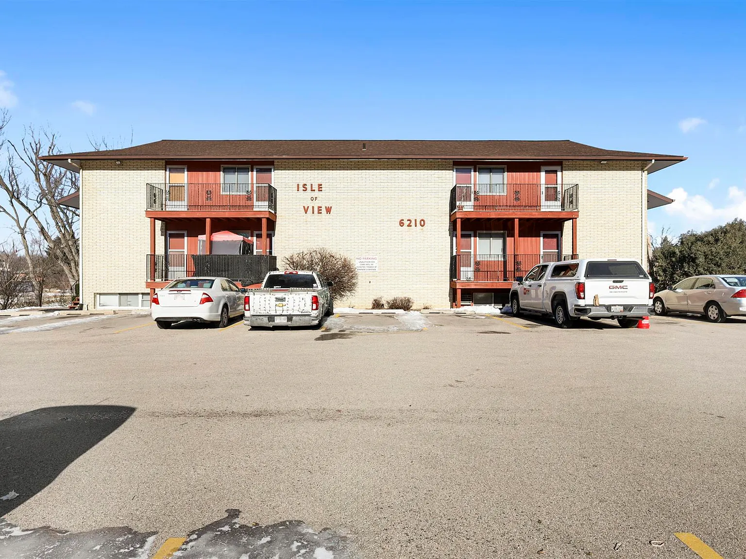 6210 Mineral Point Rd, Madison, WI 53705 — Photo 1