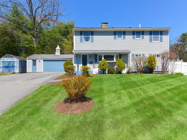 9 Davidson Rd, Framingham, MA 01701