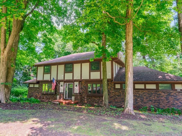 7822 Ox Trail Way, Verona, WI 53593