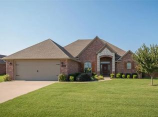 3903 SW Roundstone Blvd, Bentonville, AR 72712