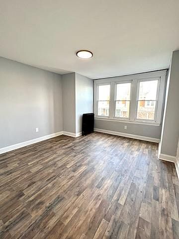 1st image of 536 W Duncannon Ave