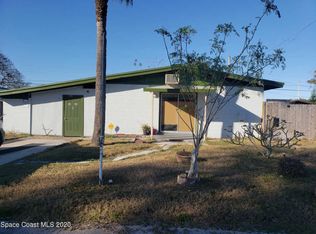 2136 Laden Rd, Melbourne, FL 32935
