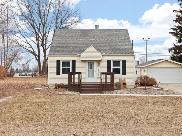 2090 Richards St, Adrian, MI 49221