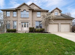 165 Sycamore Springs Dr, Springboro, OH 45066