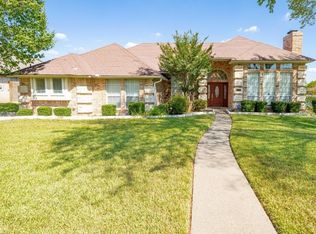 544 Missionary Rdg, Desoto, TX 75115