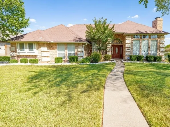 544 Missionary Rdg, Desoto, TX 75115