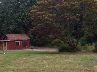 7038 Maxwelton Rd, Clinton, WA 98236