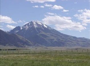 5 Yellowstone Trl N, Livingston, MT 59047