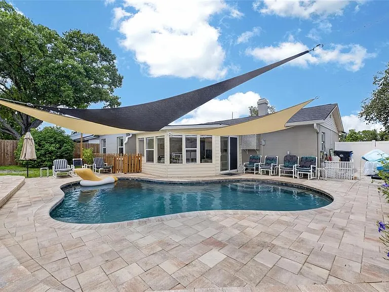 614 Stillview Cir — Photo 38
