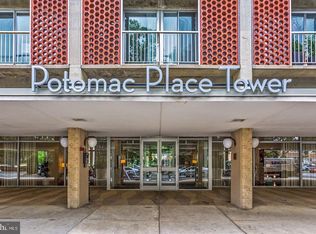 800 4th St SW APT S513, Washington, DC 20024