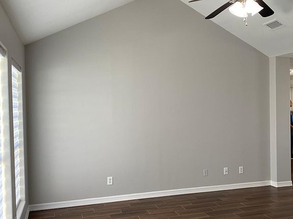 5th image of 1605 Wilcox Dr
